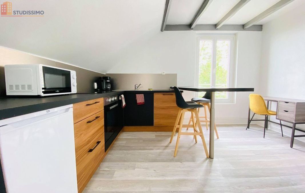 Studio meublé 25m² Laon - Meublé, lumineux - Photo 1