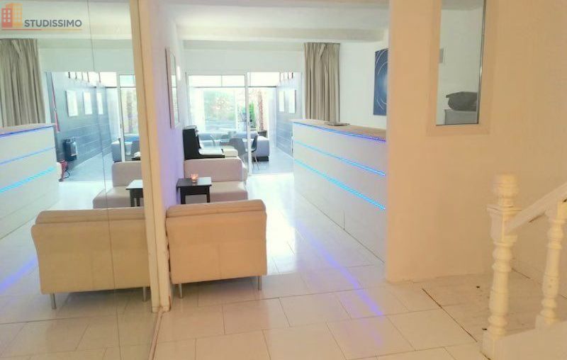 Studio 30m² Laon centre-ville - Idéal étudiant, rue principale - Photo 2