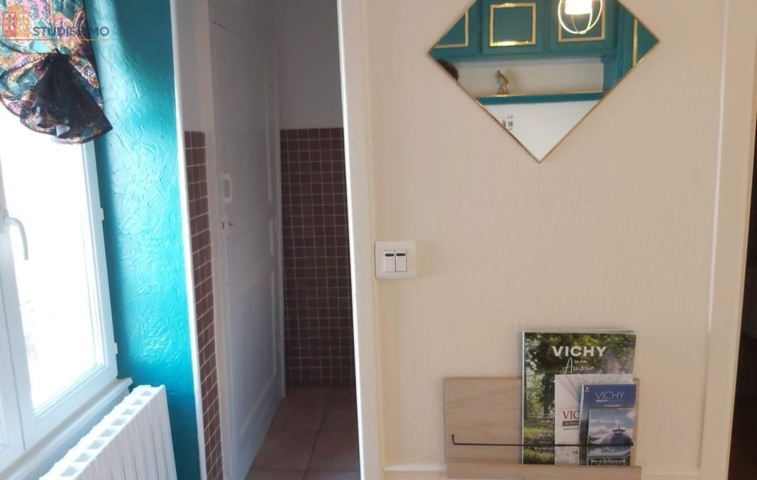 Studio meublé 18m² Vichy centre - Lumineux, calme - Photo 1