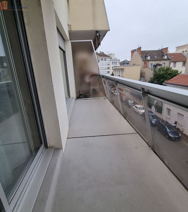 Studio meublé 34m² Vichy - Lumineux, 3e étage - Photo 9