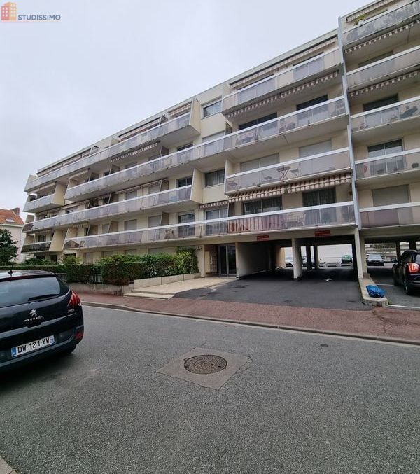 Studio meublé 34m² Vichy - Lumineux, 3e étage - Photo 3