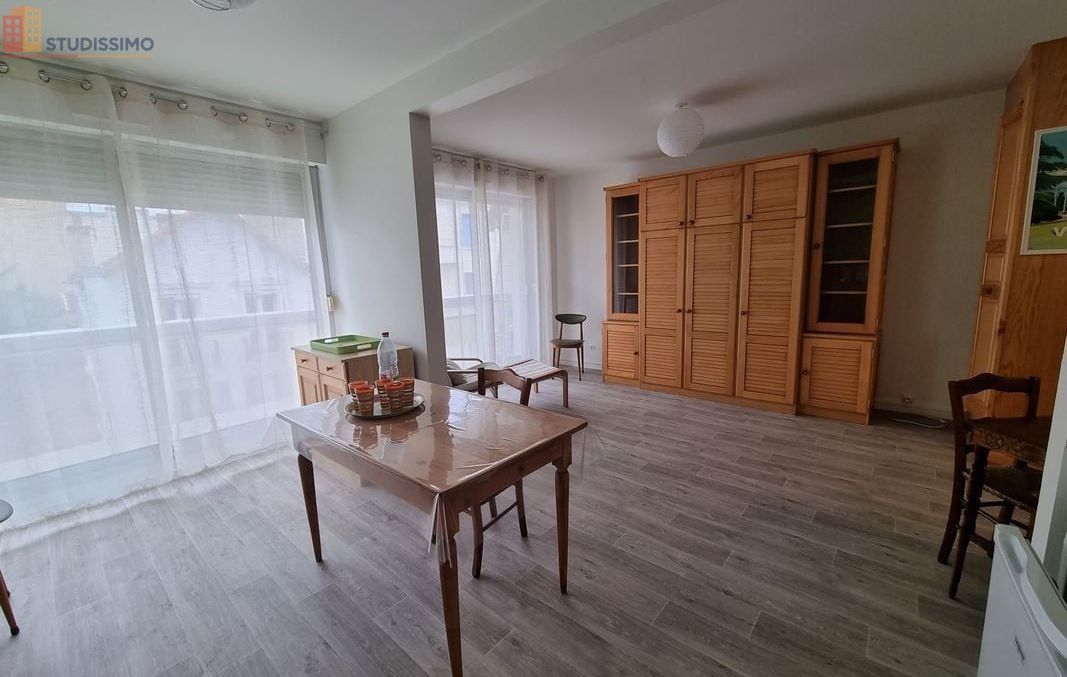 Studio meublé 34m² Vichy - Lumineux, 3e étage - Photo 1