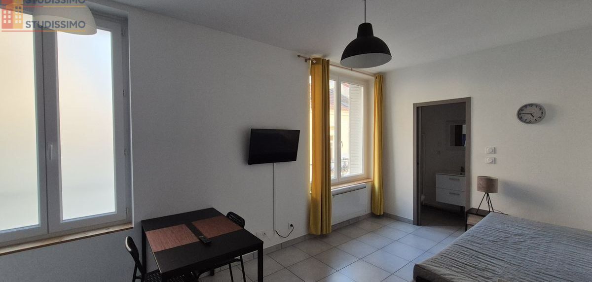 Studio 20m² Vichy - Meublé, 1er étage - Photo 5