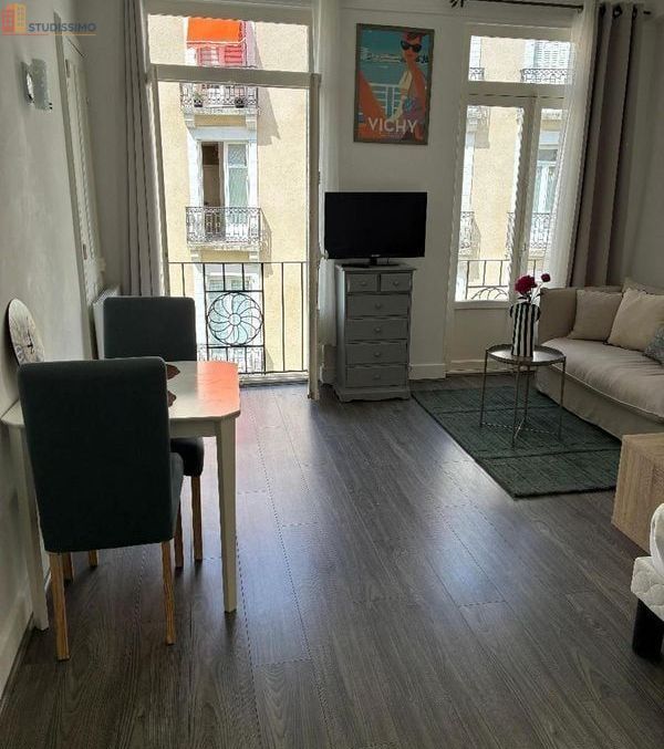 Studio 29m² Vichy - Meublé, 3e étage - Photo 5