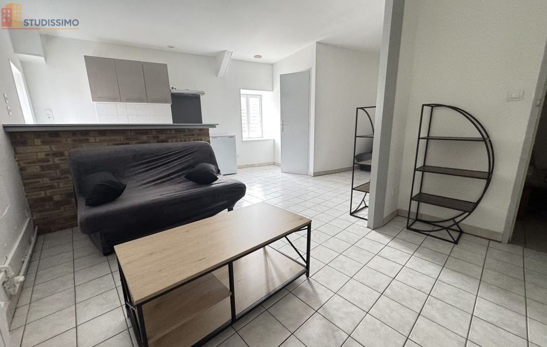 Studio meublé 30m² Montluçon - Étage élevé, DPE D - Photo 1
