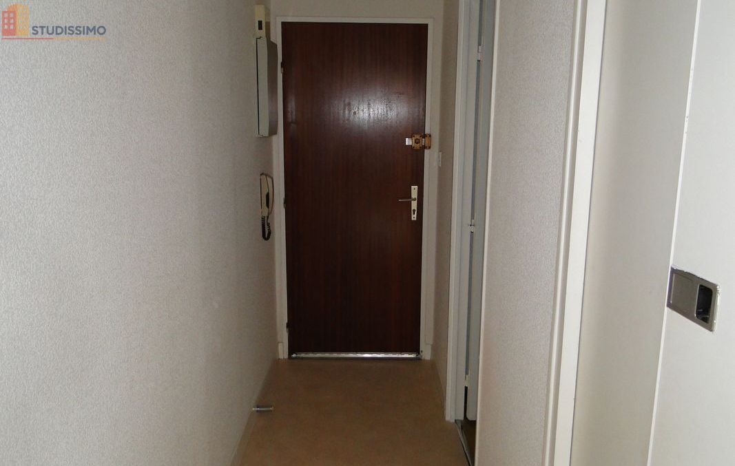 Studio 21m² Moulins - (1er étage), DPE D - Photo 2