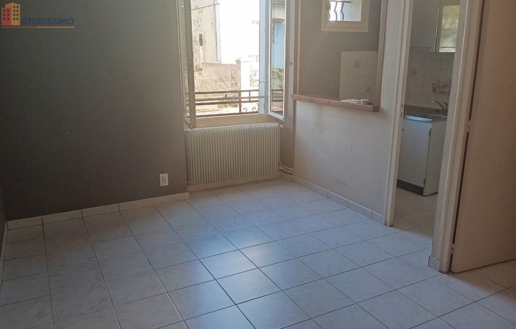 Studio à Cusset