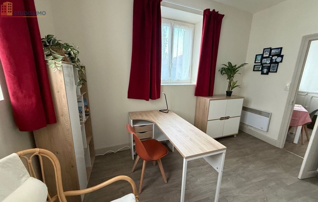 Studio meublé 28m² Vichy - Meublé, DPE D - Photo 1