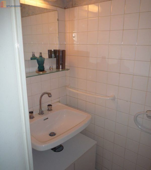 Studio meublé 21m² Moulins 03000 - Meublé, dernier étage - Photo 2