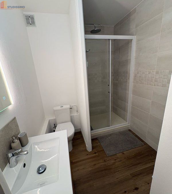 Studio meublé 33m² Vichy 03200 - Dernier étage, lumineux - Photo 2