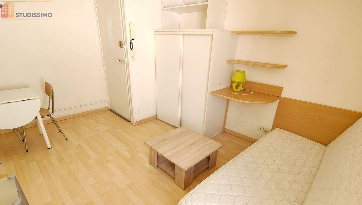 Studio meublé 19m² Vichy 03200 - Charges comprises, étage 2/2 - Photo 1