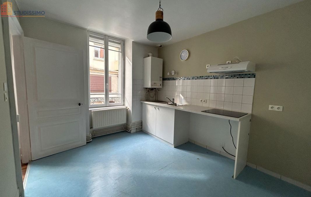 Studio 36m² Montluçon centre-ville - Lumineux, 1er étage - Photo 1