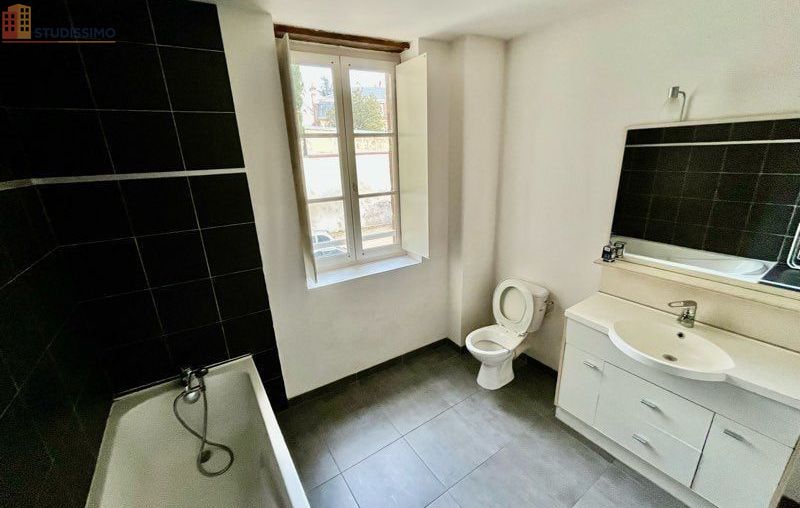 Studio 31m² Moulins centre-ville - Sans caractéristiques - Photo 2