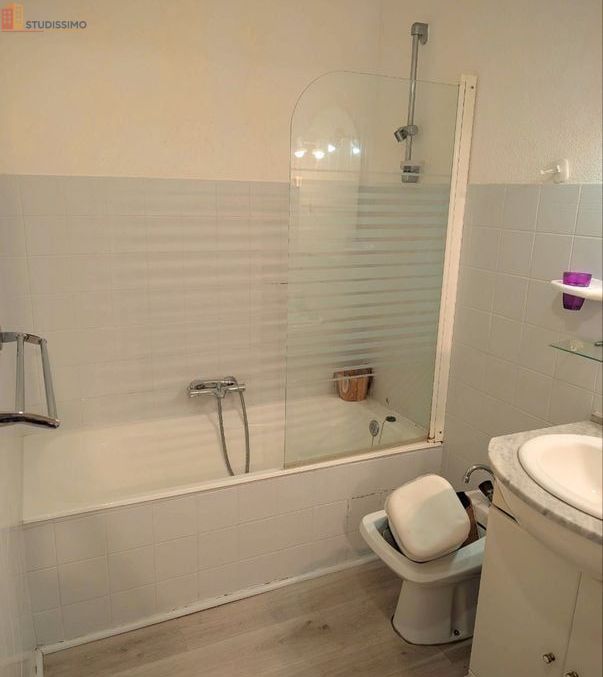 Studio meublé 30m² Gréoux-les-Bains - Meublé, DPE D - Photo 2