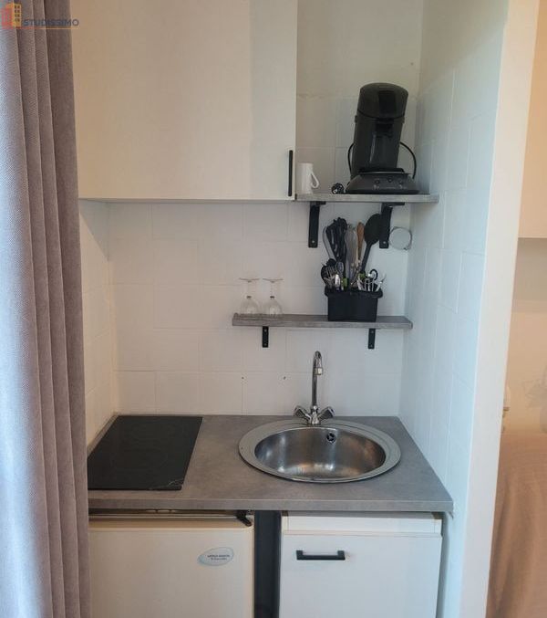 Studio meublé 17m² Gréoux-les-Bains - Meublé, dernier étage - Photo 2