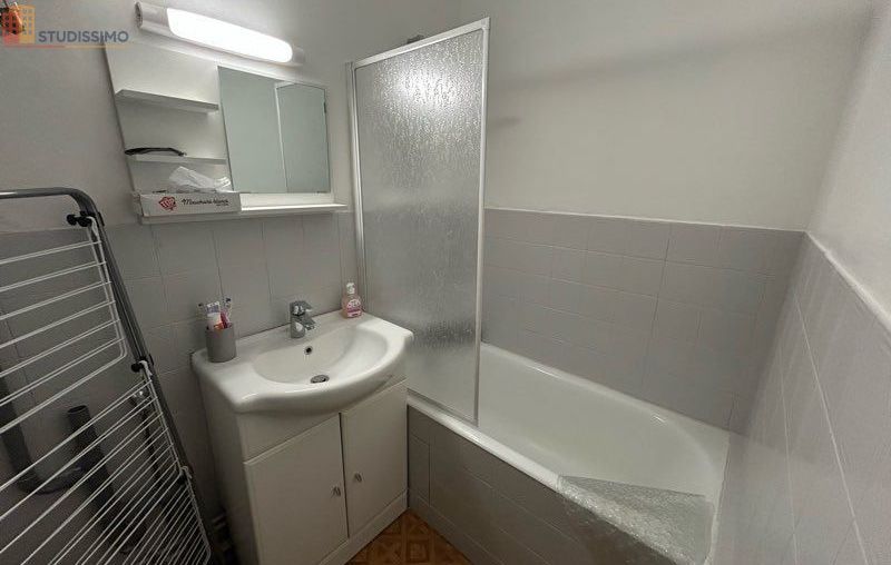Studio 27m² Enchastrayes 04400 - Meublé, centre-ville - Photo 2