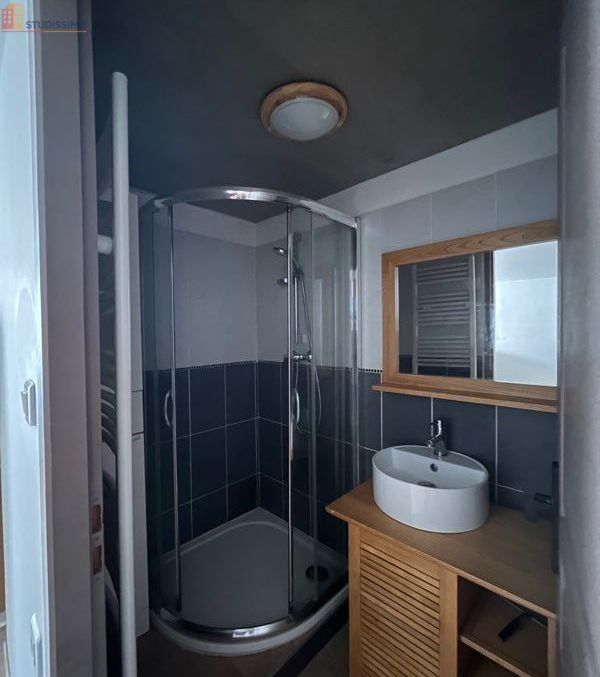 Studio 28m² Mézel 04270 - Meublé, 2e étage - Photo 2