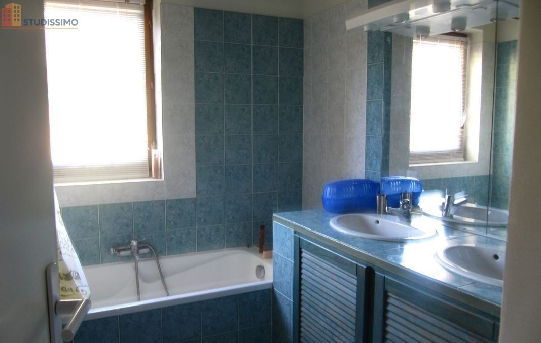 Studio meublé 30m² Barcelonnette - Meublé, 1 pièce - Photo 2