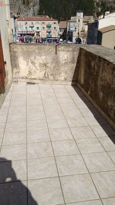 Studio 45m² Sisteron - Grand, terrasse - Photo 2