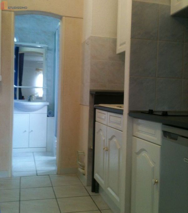 Studio 18m² Cannes 06150 - Meublé, dernier étage - Photo 7