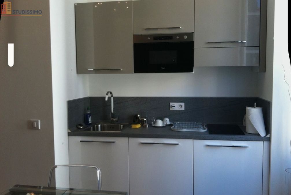 Studio meublé 22m² Nice 06300 - Mezzanine, proche port - Photo 3
