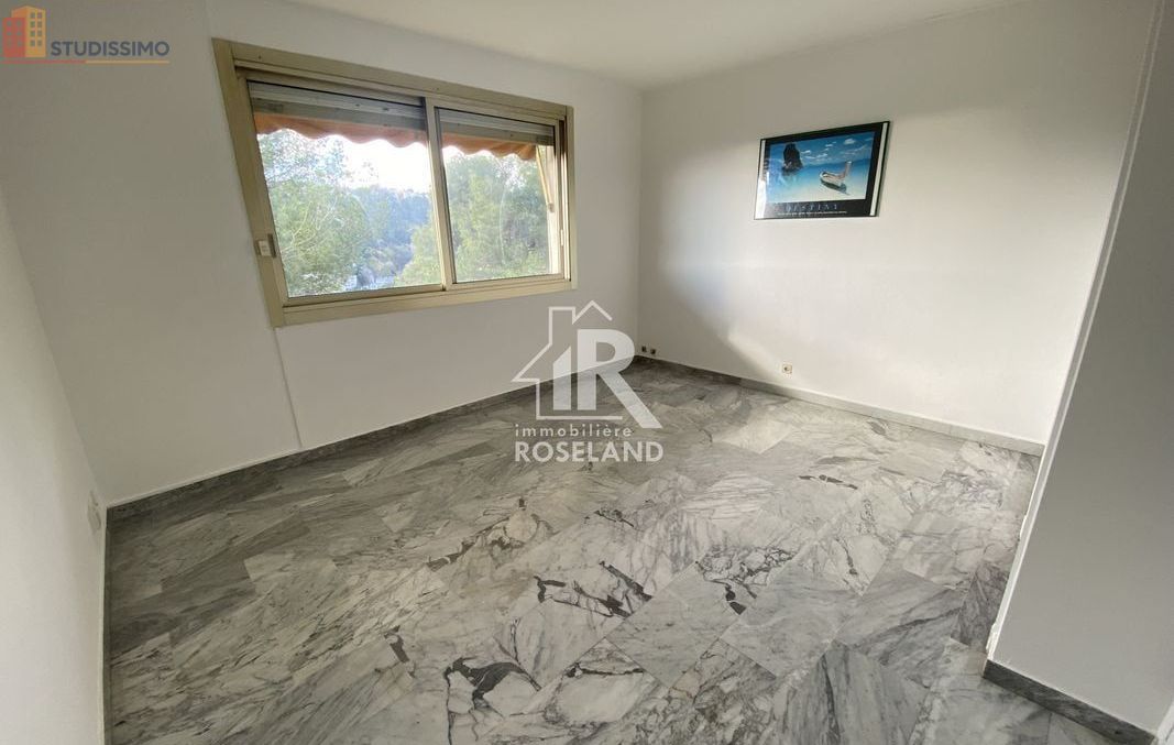Studio 27m² Nice 06200 - Photo 1