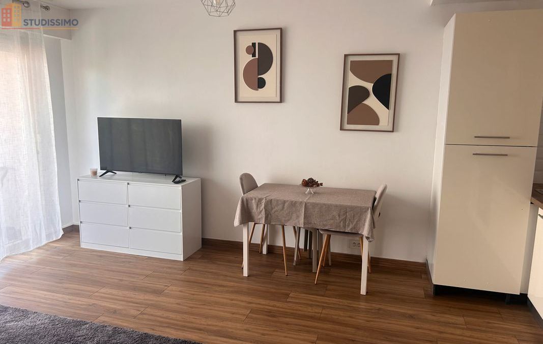 Studio meublé 35m² Antibes - Proche plage, lumineux - Photo 2