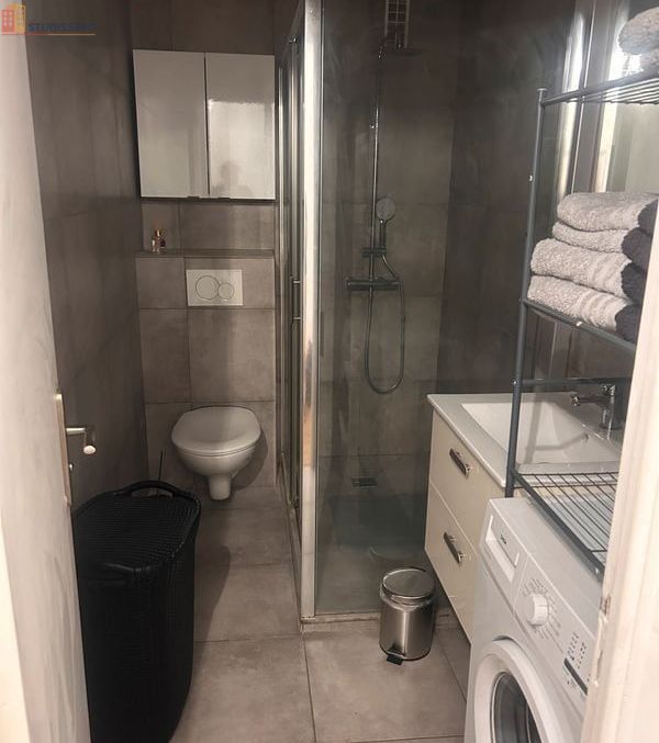 Studio meublé 35m² Antibes - Proche plage, lumineux - Photo 1