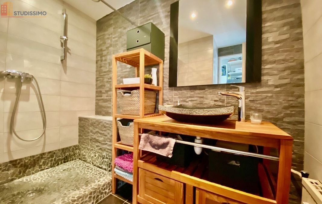 Studio meublé 32m² Nice 06200 - Meublé, DPE D - Photo 4