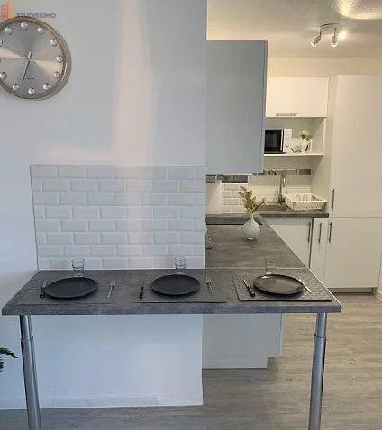 Studio meublé 27m² Saint-Laurent-du-Var - Meublé, DPE D - Photo 4