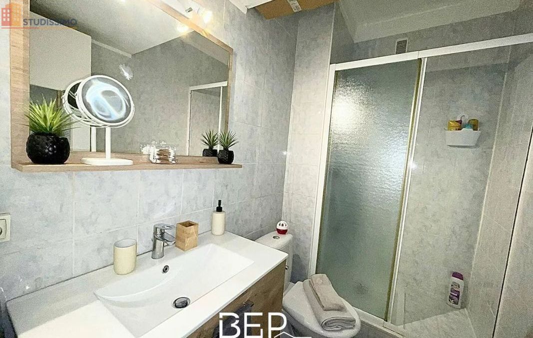 Studio 30m² Cannes 06400 - Meublé, DPE C - Photo 1