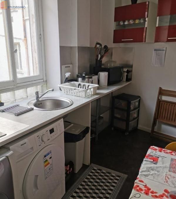 Studio meublé 11m² Nice 06000 - Calme, étage 2 - Photo 4