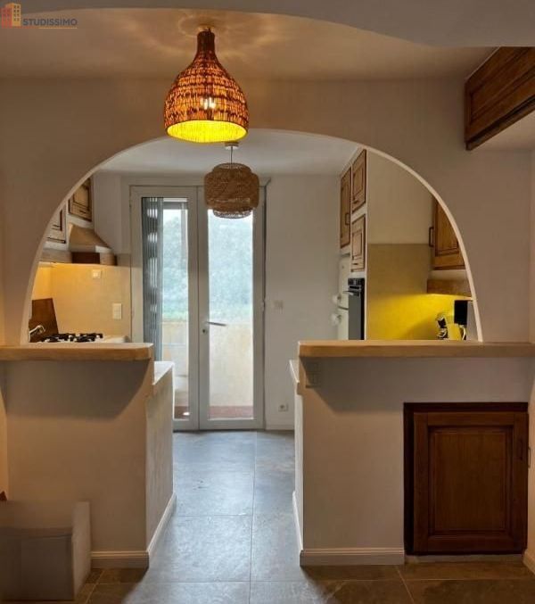 Studio meublé 10m² Nice 06200 - Meublé, lumineux - Photo 4