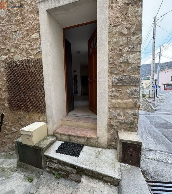 Studio meublé 20m² Grasse 06520 - Meublé, DPE C - Photo 2