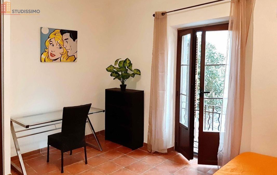 Studio meublé 22m² Antibes centre - Coeur de ville, 1er étage - Photo 1