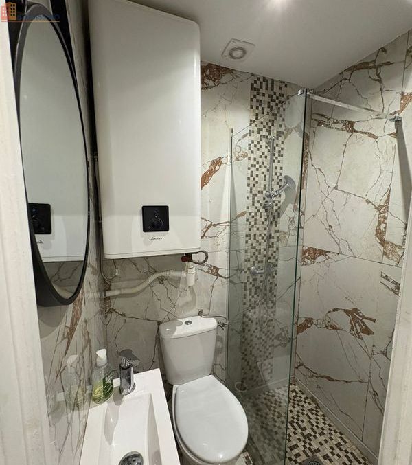 Studio meublé 10m² Cannes 06400 - Toute équipée - Photo 2