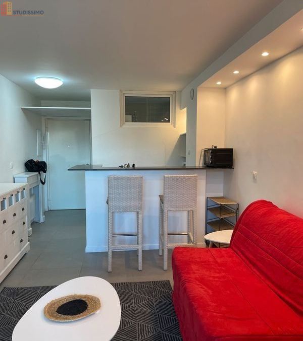 Studio meublé 25m² Nice 06200 - Meublé, DPE C - Photo 2