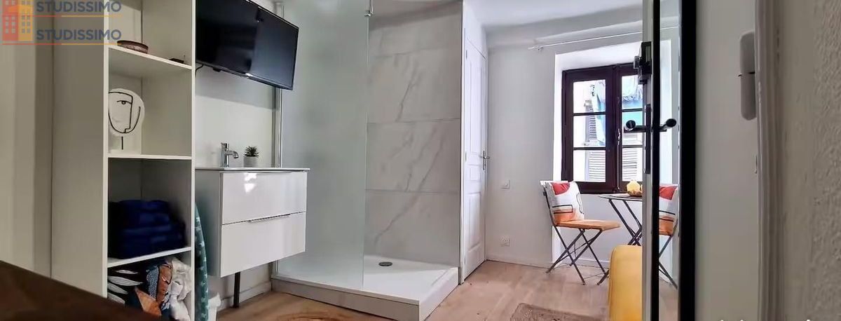 Studio meublé 12m² Vallauris 06220 - Idéal étudiant, calme - Photo 1