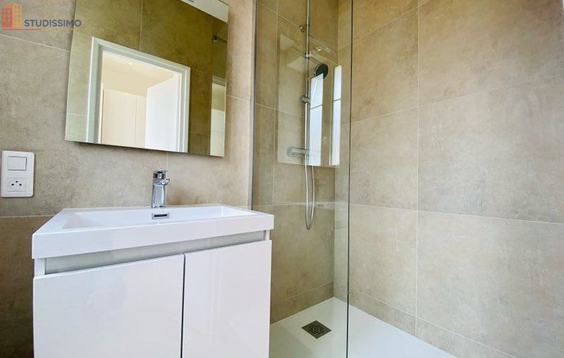 Studio 25m² Nice port - Lumineux, proche port - Photo 2