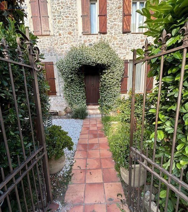 Studio meublé 25m² Cannes la Bocca - Idéal étudiant - Photo 1