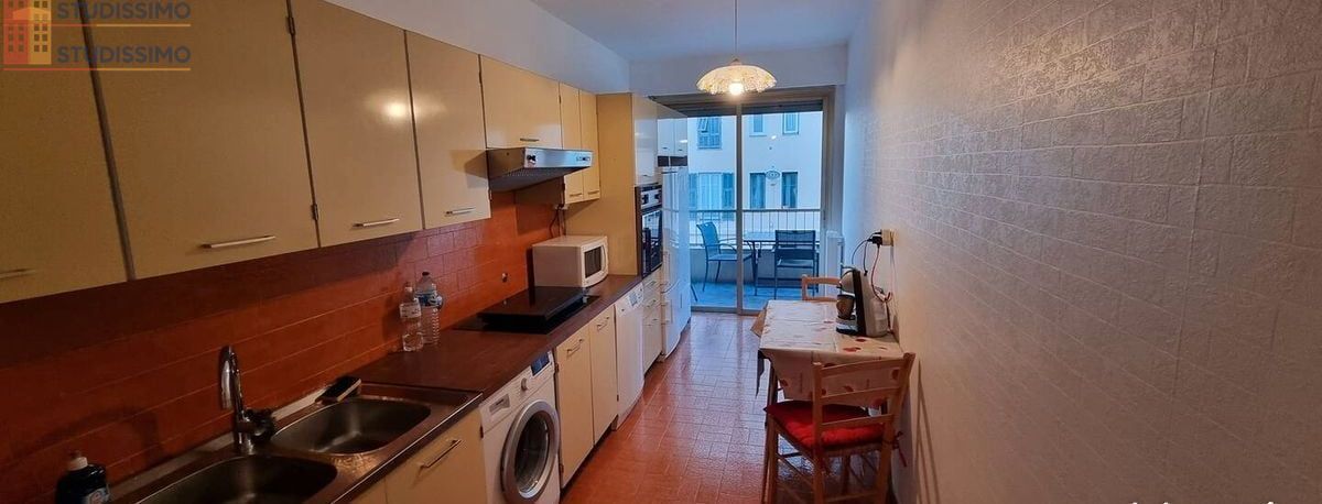 Studio meublé 55m² Nice centre - Lumineux, 2e étage - Photo 2