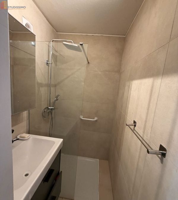 Studio meublé 38m² Cannes 06400 - Vue mer - Photo 2