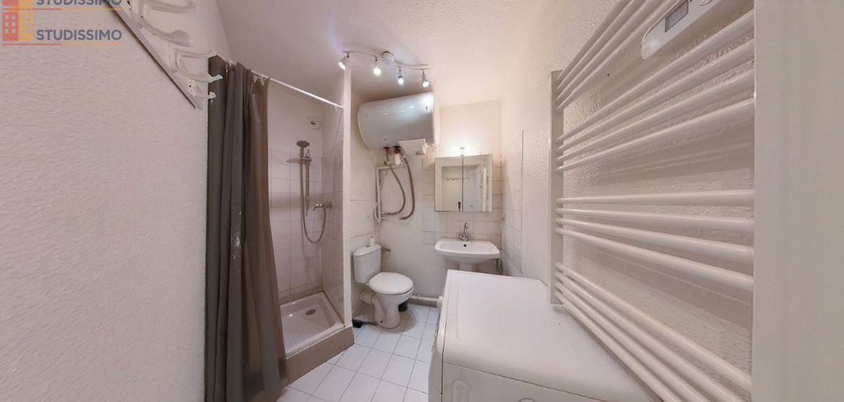 Studio meublé 19m² Nice centre - Balcon, ascenseur - Photo 2