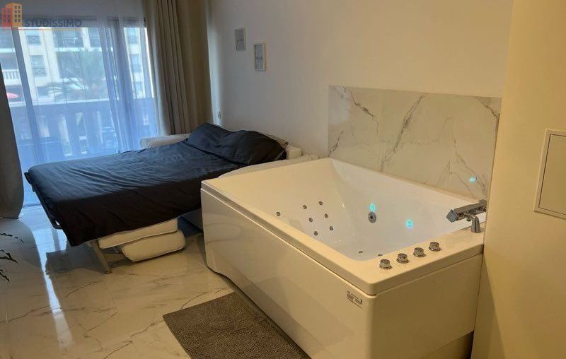 Studio 30m² Cannes 06150 - Spa privé, piscine dans la résidence - Photo 3