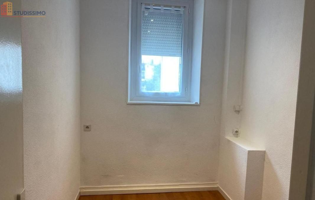 Studio 36m² Aubenas - Sans caractéristique connue - Photo 3