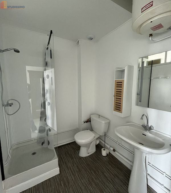 Studio 25m² Saint-Agrève 07320 - Meublé, dernier étage - Photo 2