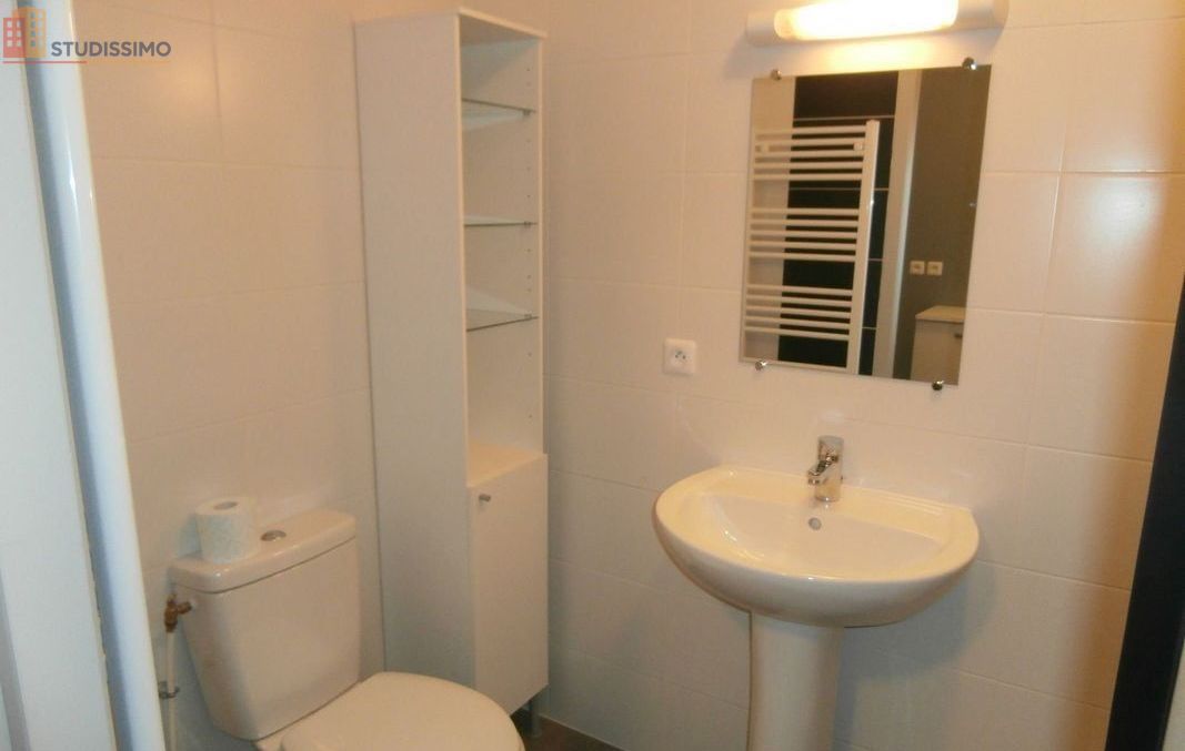 Studio 22m² Tournon-sur-Rhône - Meublé, DPE D - Photo 2