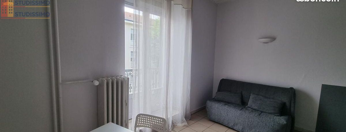 Studio à Privas