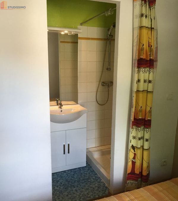 Studio 21m² Vals-les-Bains - Étage 2/3 - Photo 2