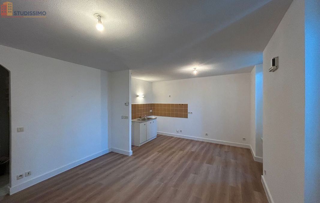 Studio à Le Teil